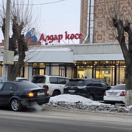 1 Комнатные Апартаменты На Ауэзова 236 Kokshetau Exterior foto