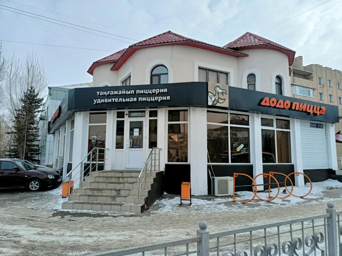 1 Комнатные Апартаменты На Ауэзова 236 Kokshetau Exterior foto