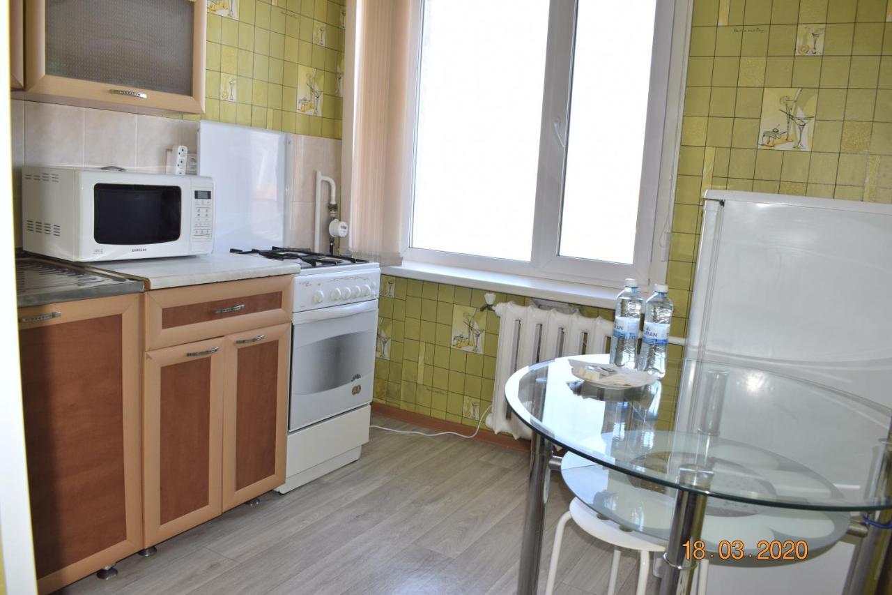 1 Комнатные Апартаменты На Ауэзова 236 Kokshetau Exterior foto