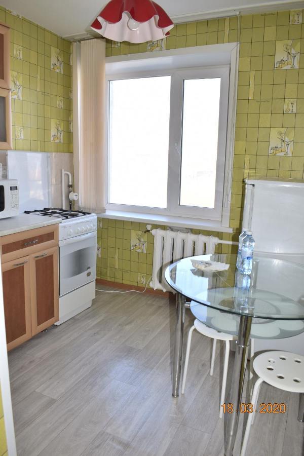 1 Комнатные Апартаменты На Ауэзова 236 Kokshetau Exterior foto